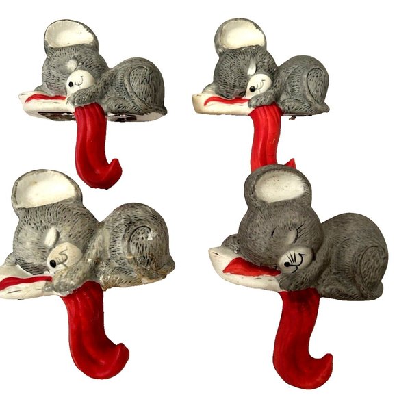 Four Sleeping Mice Stocking Hangers Shelf Sitter Fireplace Mantle Christmas Vtg - Picture 1 of 8